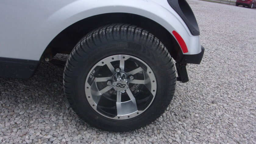 2002 E-Z-GO - Image 5