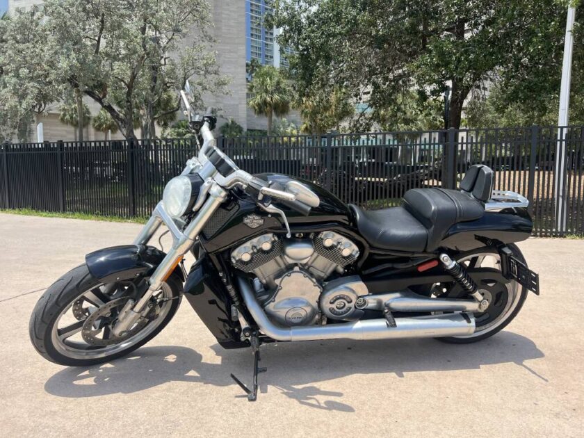 2015 Harley-Davidson V-ROD V-ROD MUSCLE - Image 17