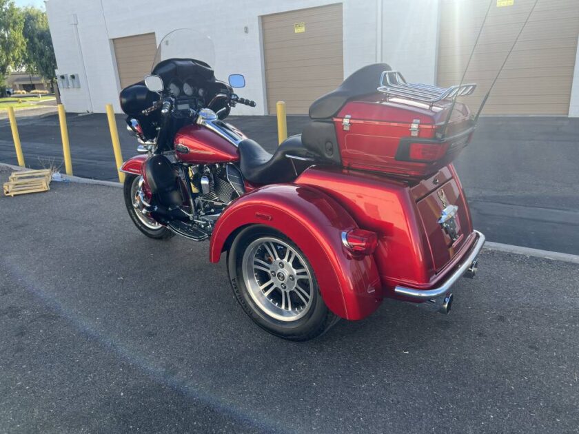 2013 Harley-Davidson TRI GLIDE ULTRA CLASSIC® - Image 20