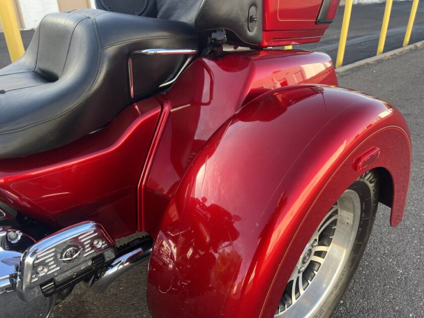 2013 Harley-Davidson TRI GLIDE ULTRA CLASSIC® - Image 18