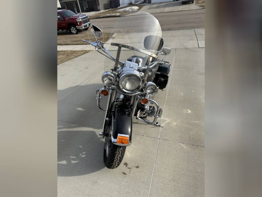2001 Harley-Davidson ROAD KING FLHR - Image 2