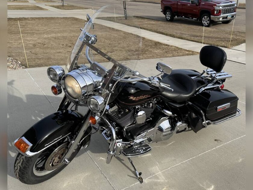 2001 Harley-Davidson ROAD KING FLHR - Image 11