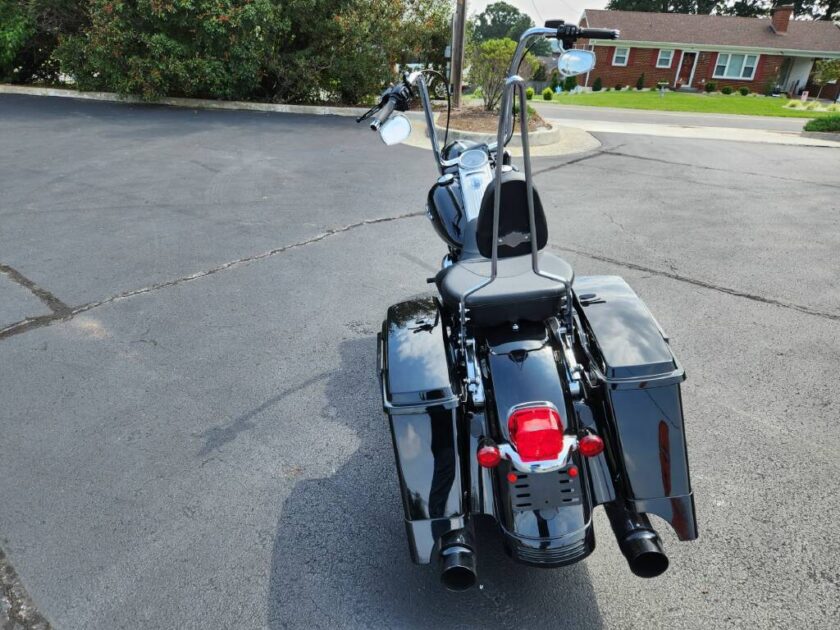 2013 Harley-Davidson Road King® - Image 11