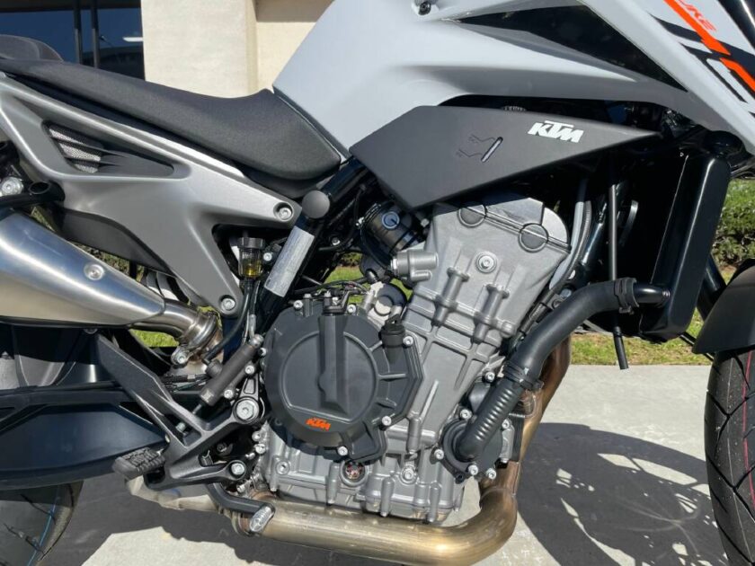 2023 KTM Sportbike Motorcycle 790 Duke - Image 8