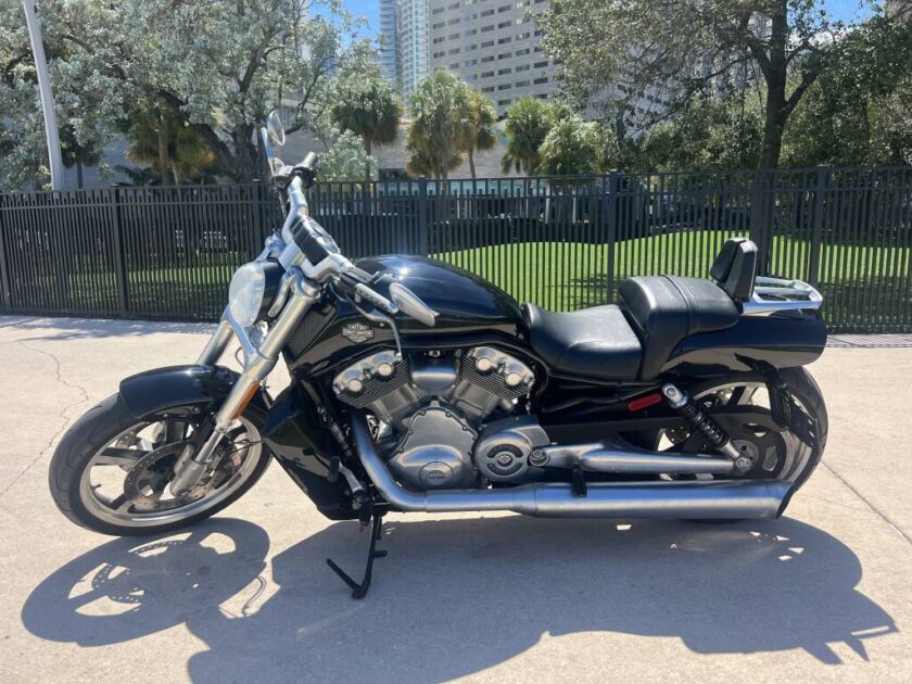 2015 Harley-Davidson V-ROD V-ROD MUSCLE - Image 8