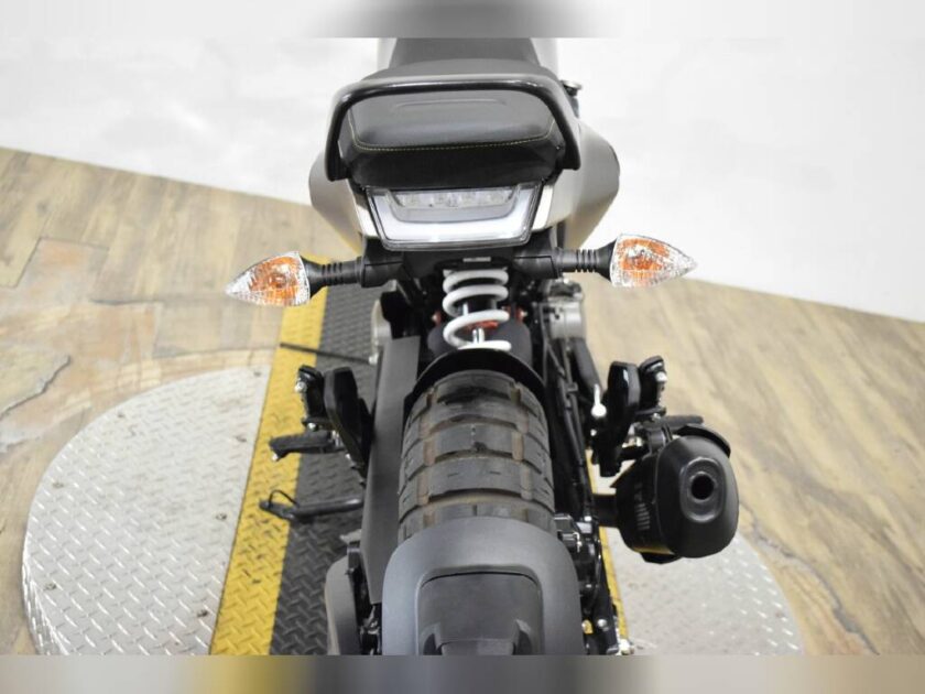2023 Husqvarna Svartpilen 401 - Image 17