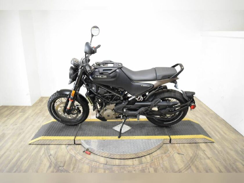 2023 Husqvarna Svartpilen 401