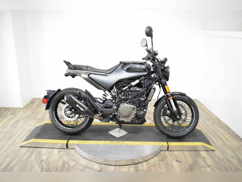 2023 Husqvarna Svartpilen 401 - Image 13