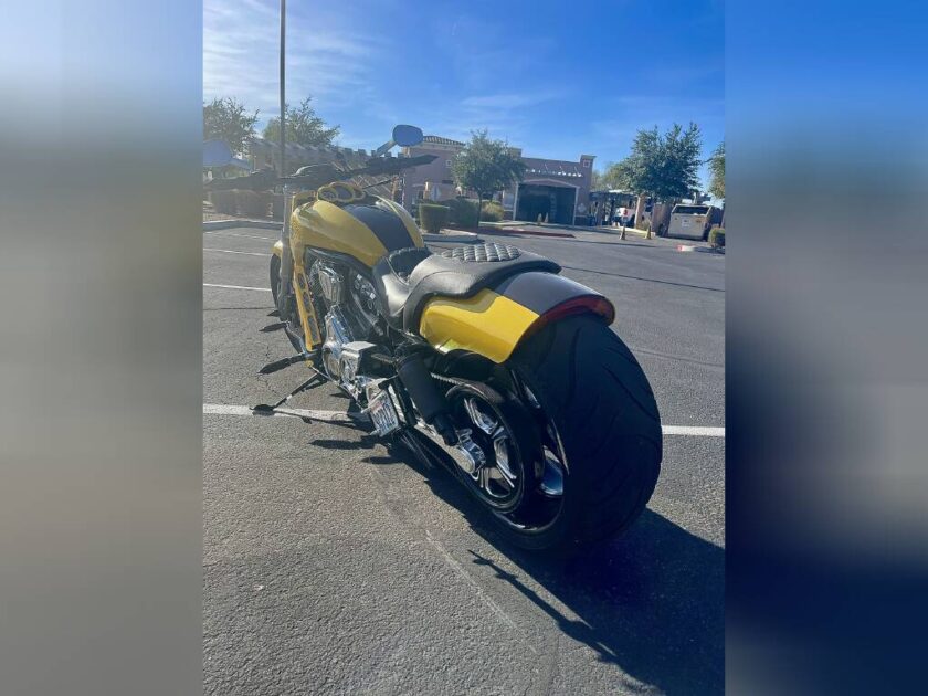 2014 Harley-Davidson V-ROD - Image 12