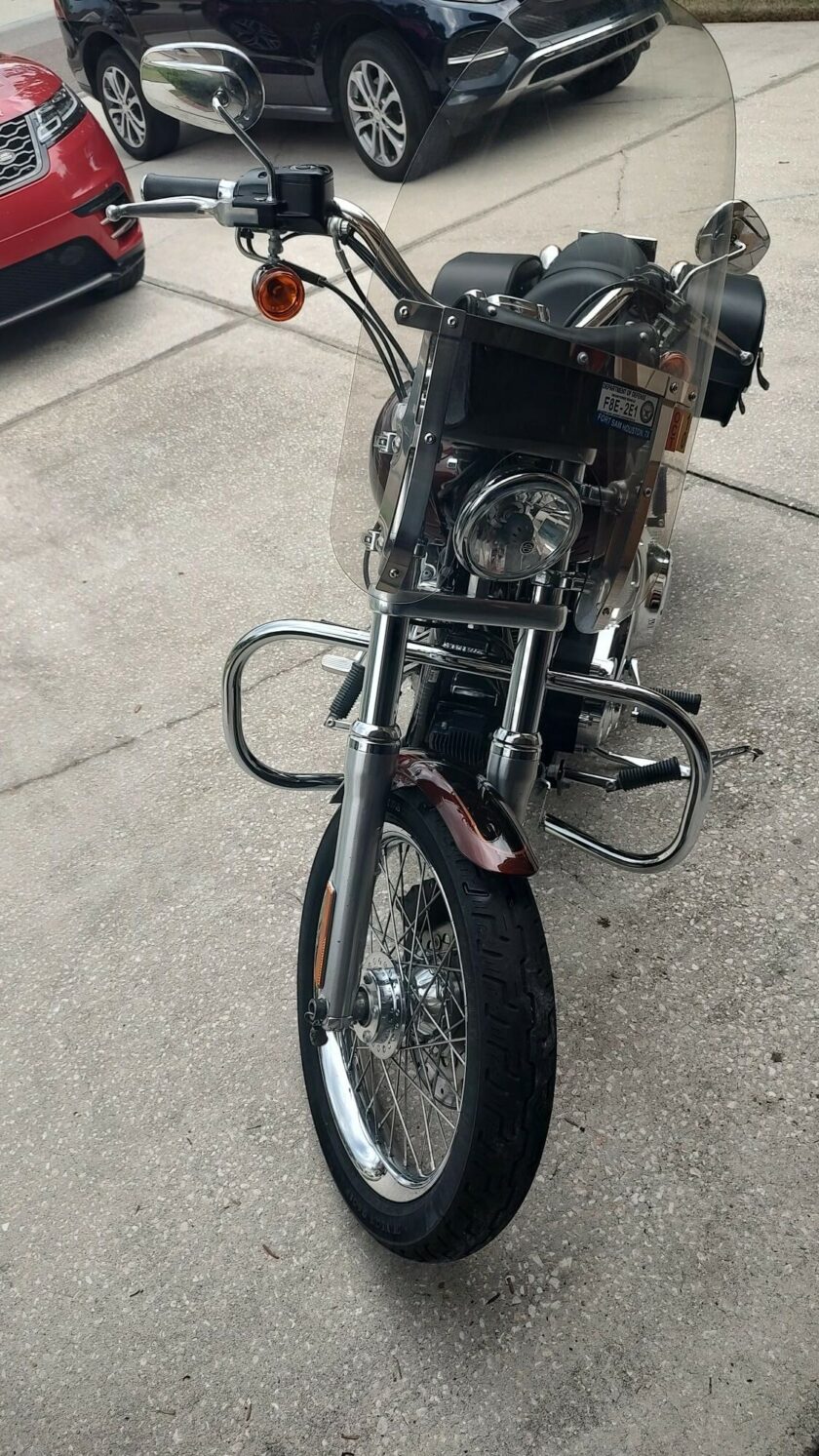 2009 Harley-Davidson DYNA LOW RIDER - Image 19