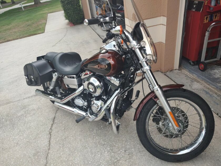 2009 Harley-Davidson DYNA LOW RIDER - Image 14