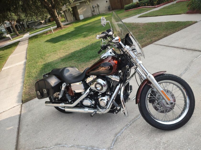 2009 Harley-Davidson DYNA LOW RIDER - Image 20