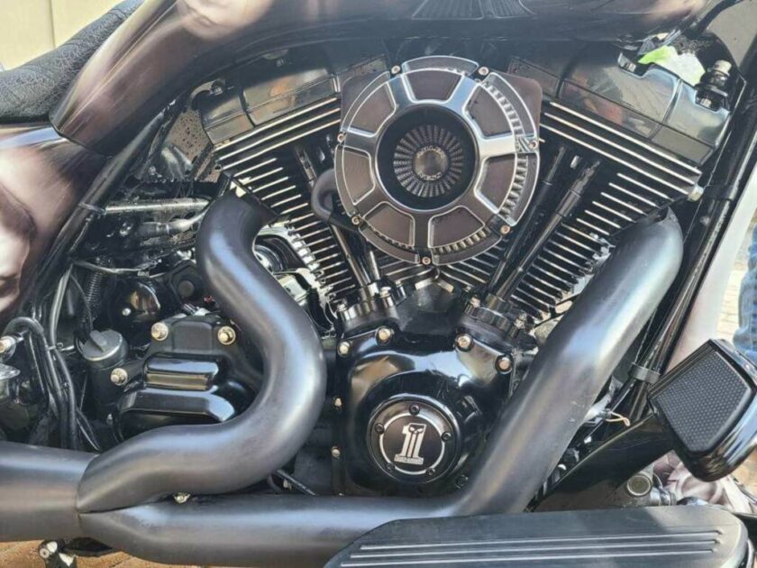 2016 Harley-Davidson ROAD GLIDE® CUSTOM - Image 6