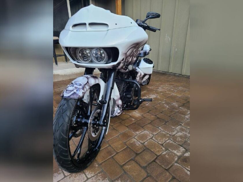 2016 Harley-Davidson ROAD GLIDE® CUSTOM - Image 9