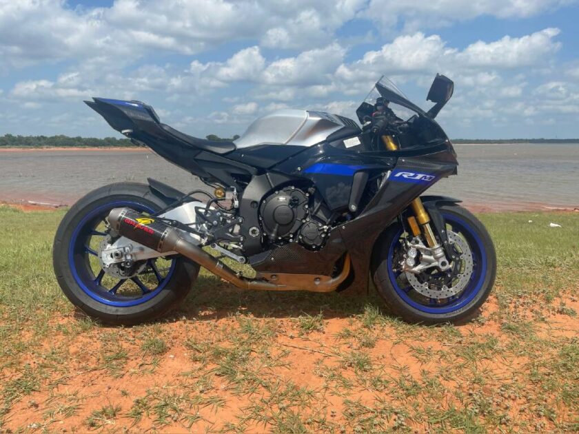 2022 Yamaha YZF R1M - Image 10