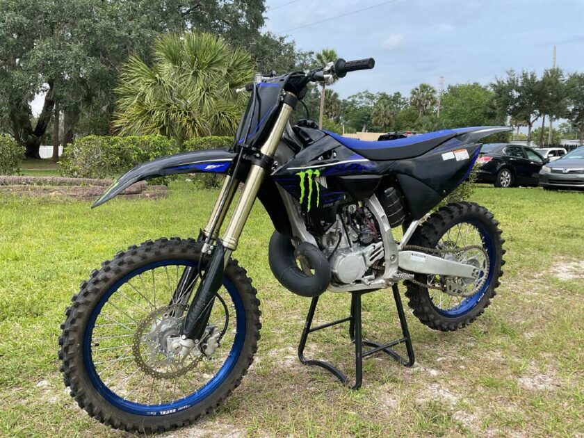 2022 Yamaha YZ250 Monster Energy Yamaha Racing Edition - Image 6