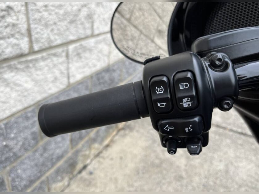 2020 Harley-Davidson FLHXS - Image 6