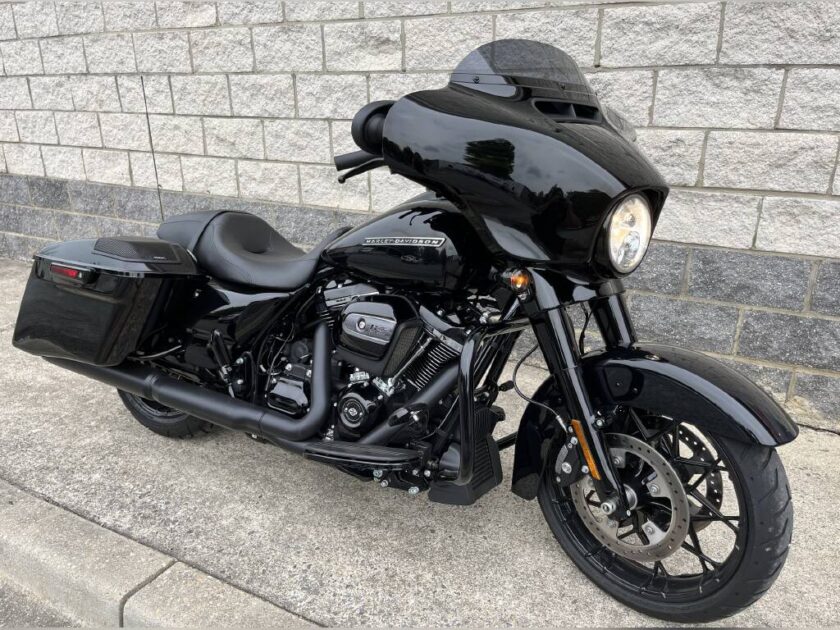 2020 Harley-Davidson FLHXS