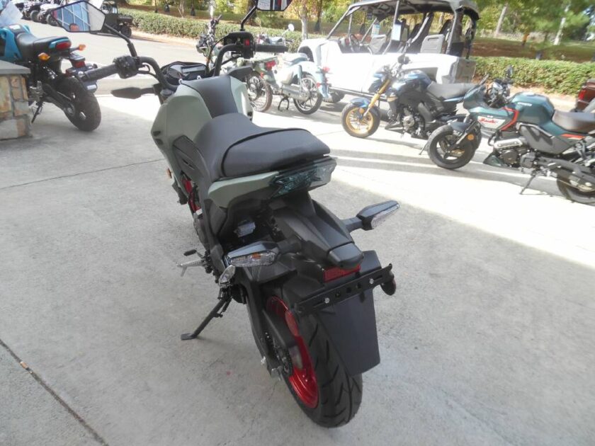 2023 Kawasaki Z125 Pro - Image 8