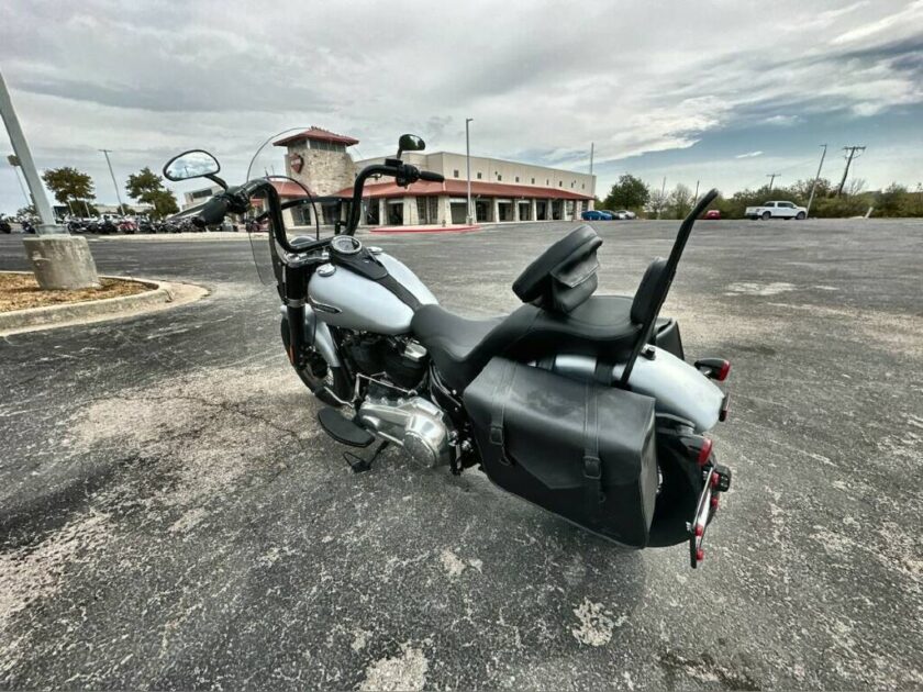 2020 Harley-Davidson® Softail Slim® - Image 4