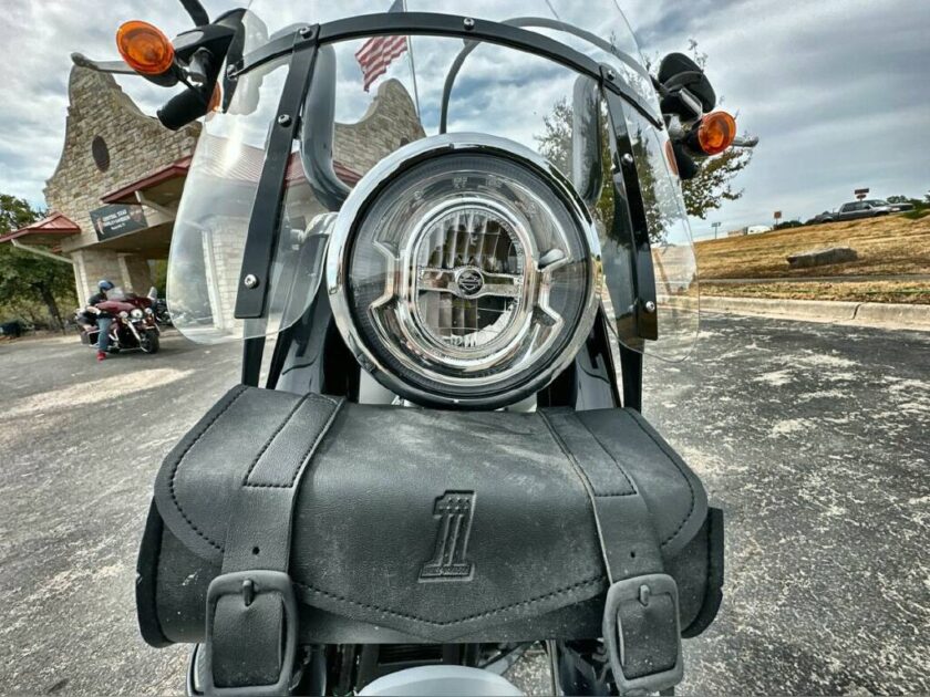 2020 Harley-Davidson® Softail Slim® - Image 9