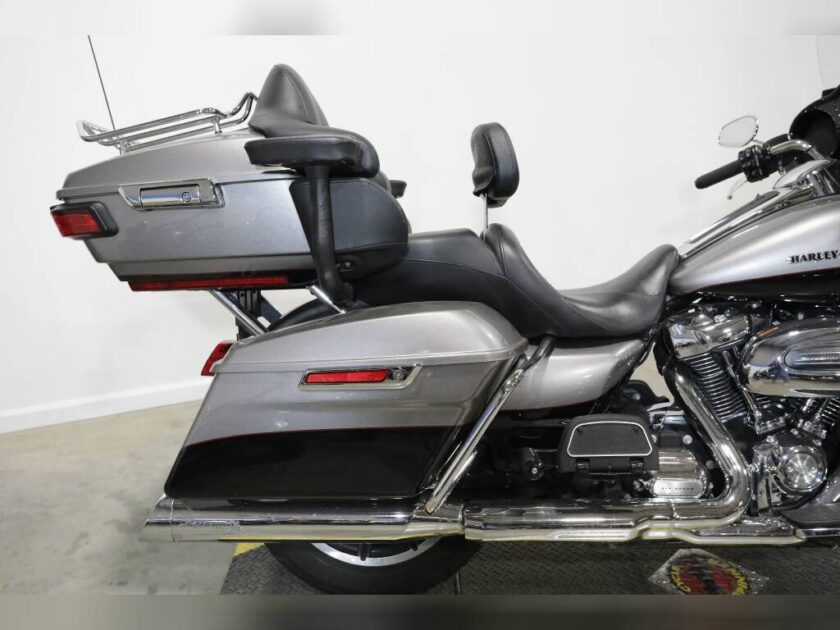 2017 Harley-Davidson Electra Glide Ultra Limited - Image 16