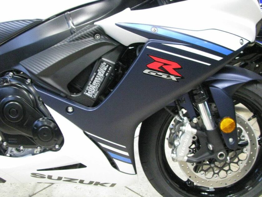 2023 Suzuki Sportbike Motorcycle GSX-R600 - Image 10