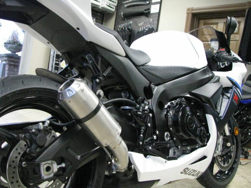 2023 Suzuki Sportbike Motorcycle GSX-R600 - Image 11
