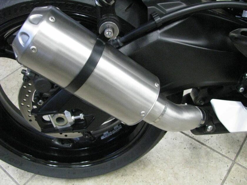2023 Suzuki Sportbike Motorcycle GSX-R600 - Image 13
