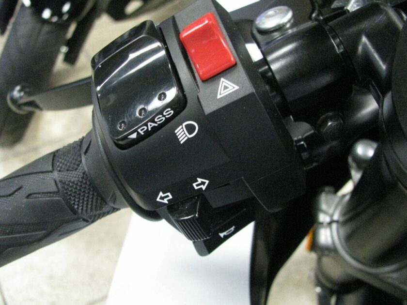 2023 Suzuki Sportbike Motorcycle GSX-R600 - Image 6