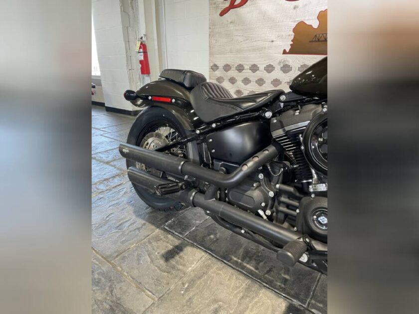 2020 Harley-Davidson® Street Bob® - Image 3