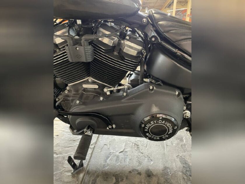 2020 Harley-Davidson® Street Bob® - Image 8
