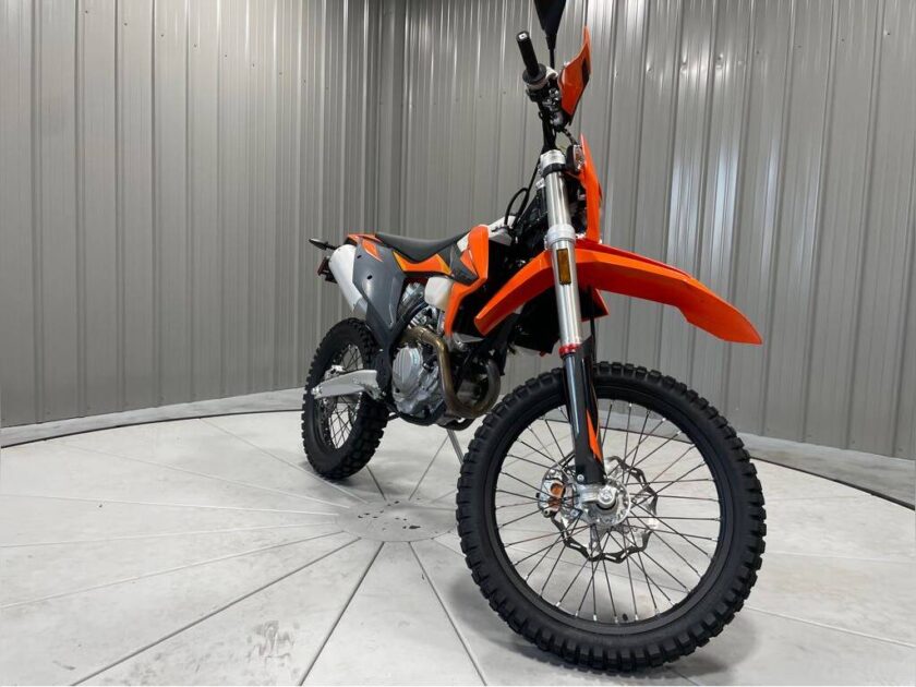 2021 KTM Dual Sport Motorcycle 350 EXC-F - Image 3