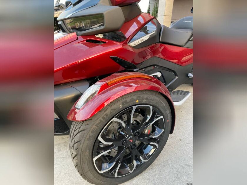 2023 Can-Am Spyder RT Limited Platine Wheels - Image 15