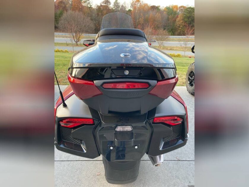2023 Can-Am Spyder RT Limited Platine Wheels - Image 16