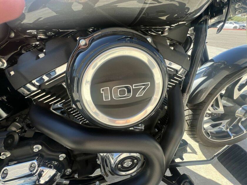 2021 Harley-Davidson® FLSB - Sport Glide - Image 5