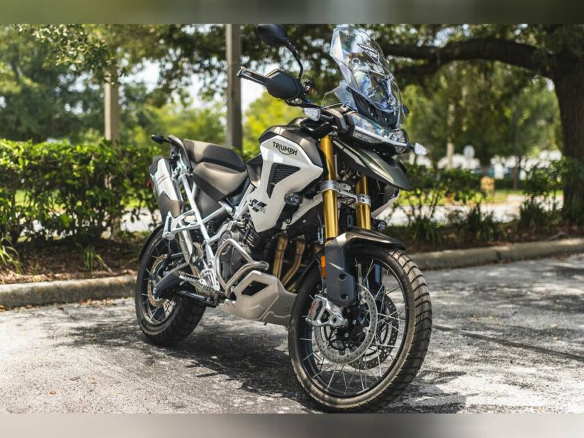 2023 Triumph Tiger 1200 Rally Pro Matte Khaki Green