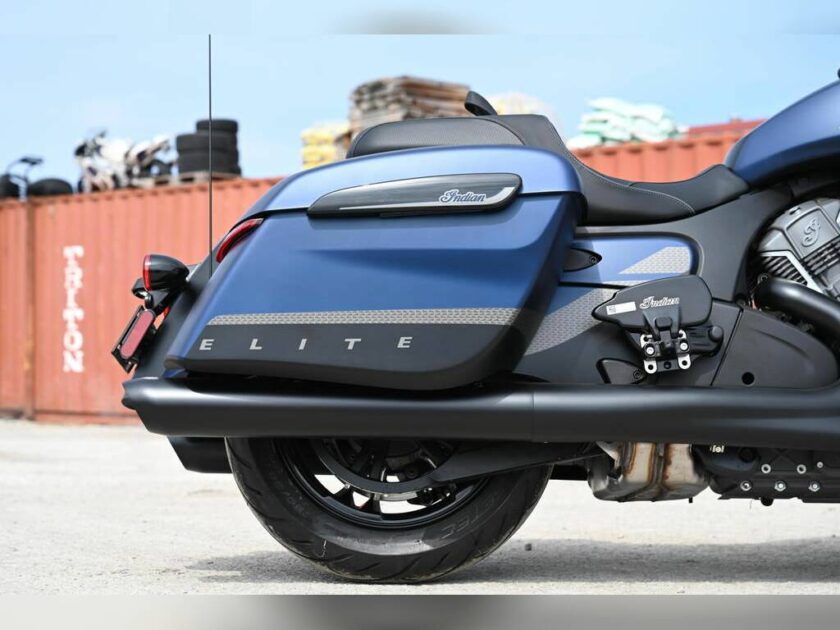 2023 Indian Motorcycle Challenger Elite Sapphire Blue Smoke - Image 6
