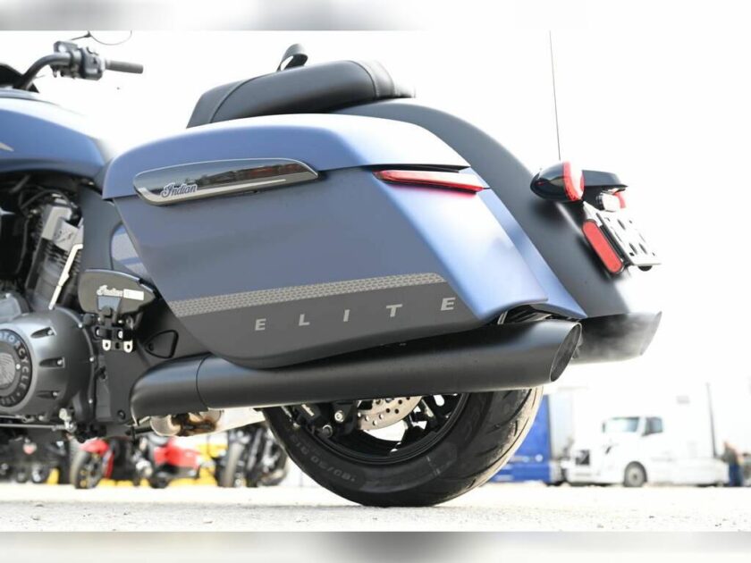2023 Indian Motorcycle Challenger Elite Sapphire Blue Smoke - Image 19