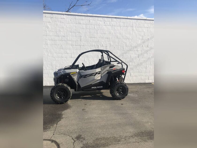 2023 Polaris RZR Trail S 1000 Premium Ghost Gray - Image 4