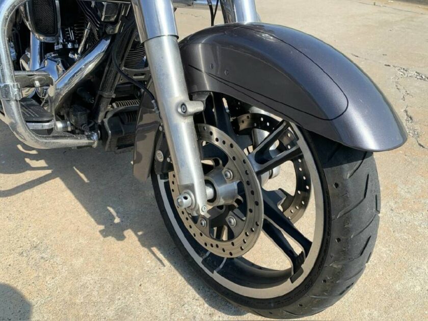 2014 Harley-Davidson® Street Glide® Special - Image 3