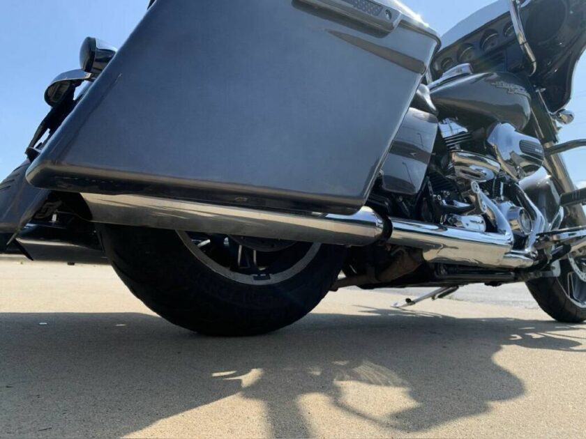 2014 Harley-Davidson® Street Glide® Special - Image 12