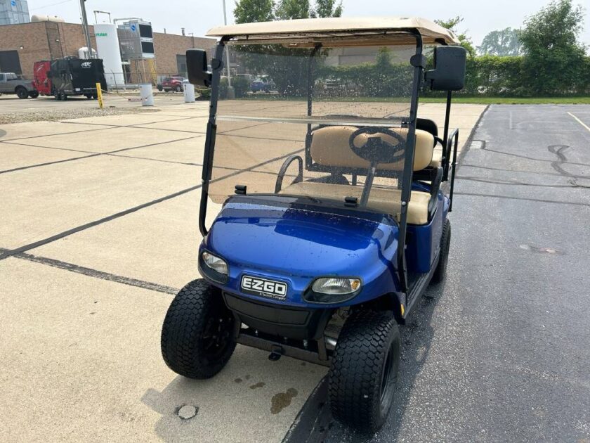 2022 E-Z-Go Valor 4 Gas