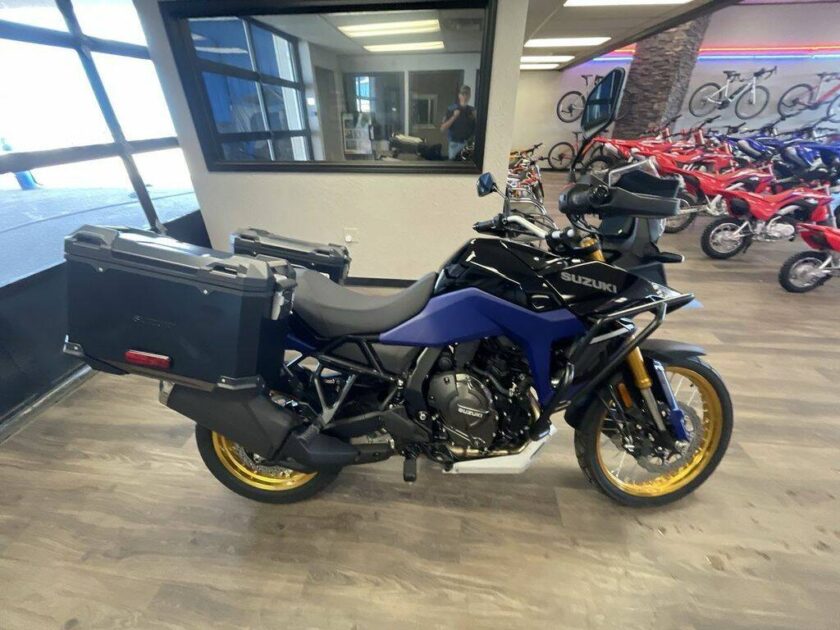2023 Suzuki Dual Sport Motorcycle V-Strom 800DE Adventure