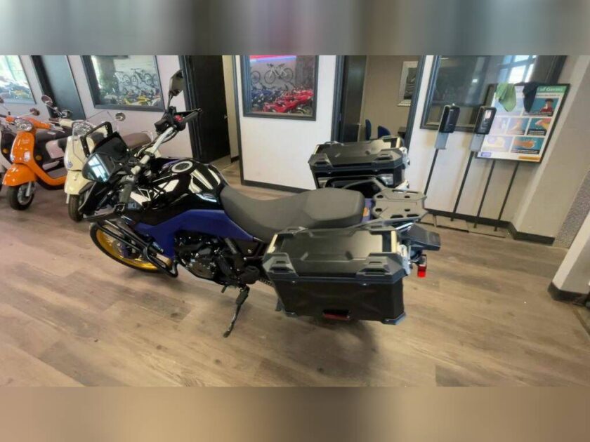 2023 Suzuki Dual Sport Motorcycle V-Strom 800DE Adventure - Image 9