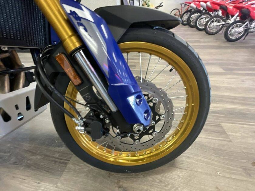 2023 Suzuki Dual Sport Motorcycle V-Strom 800DE Adventure - Image 4