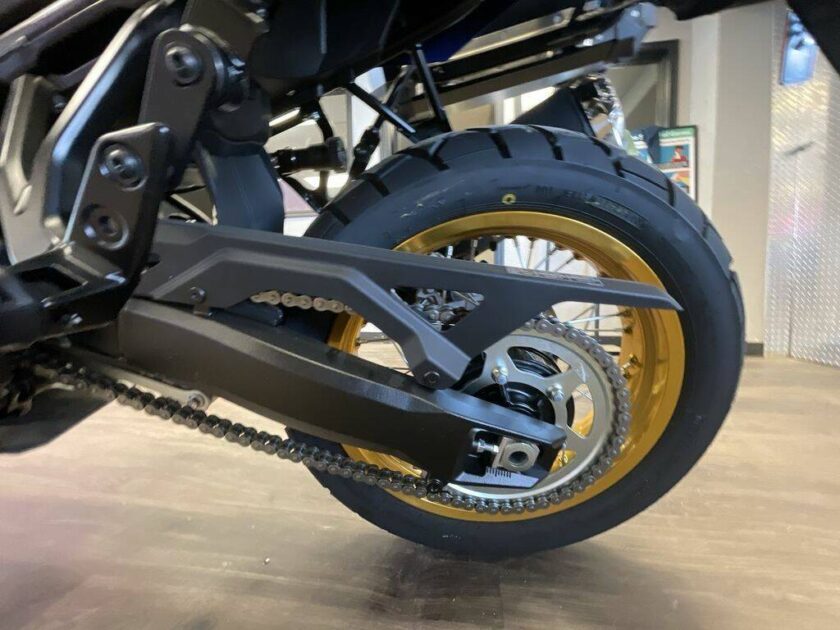 2023 Suzuki Dual Sport Motorcycle V-Strom 800DE Adventure - Image 3
