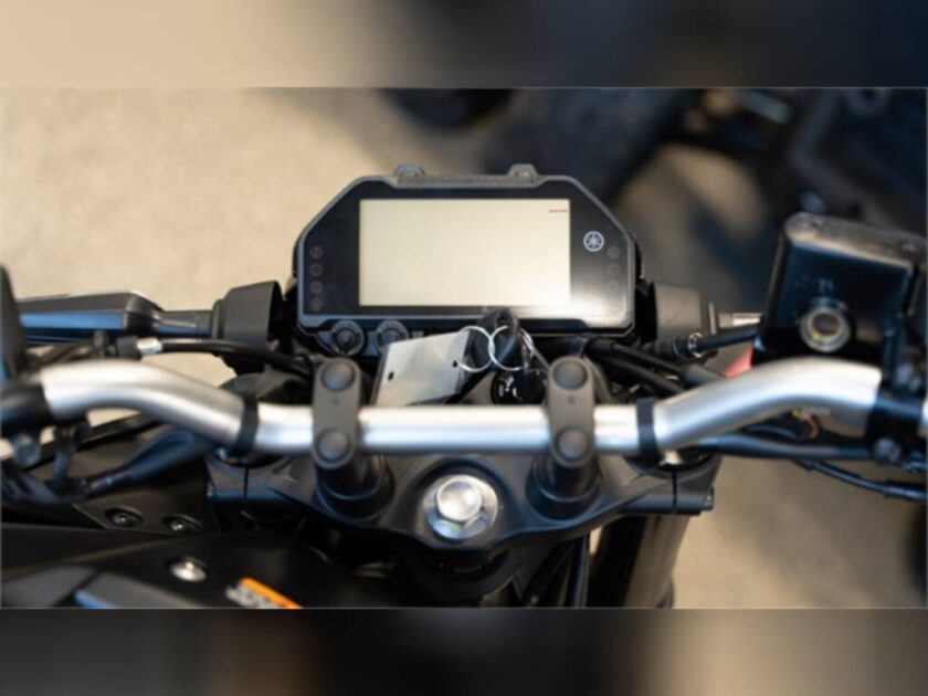 2023 Yamaha MT-03 - Image 15