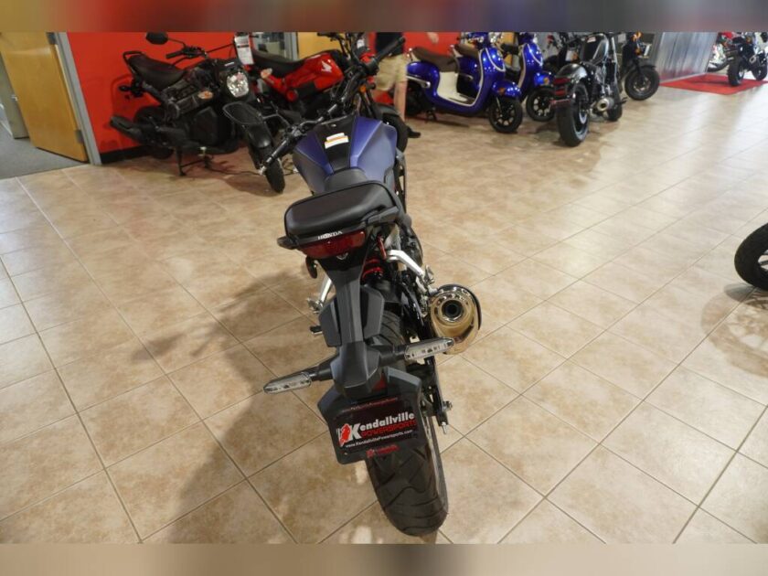 2022 Honda Sport Touring Motorcycle CB300R ABS For Sale - Image 9