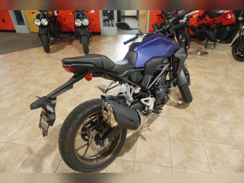 2022 Honda Sport Touring Motorcycle CB300R ABS For Sale - Image 8